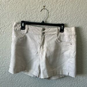 Women’s jeans shorts 14